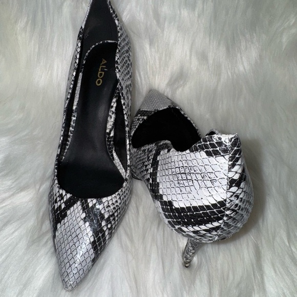 Aldo Black and White Snakeskin Heels - Picture 9 of 9